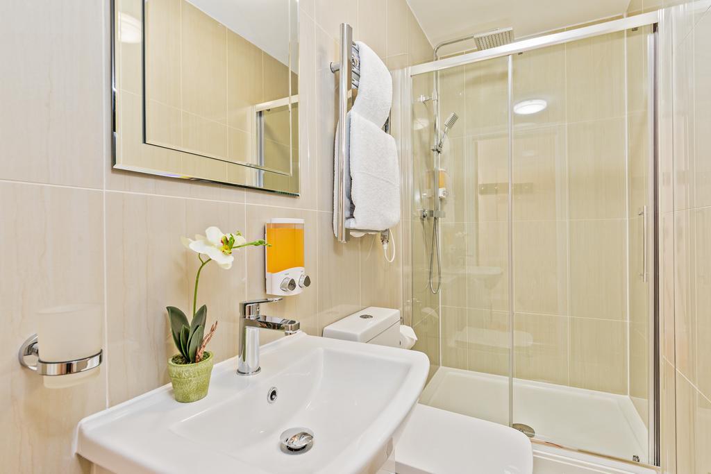 Metro Service Apartments Bedford Extérieur photo